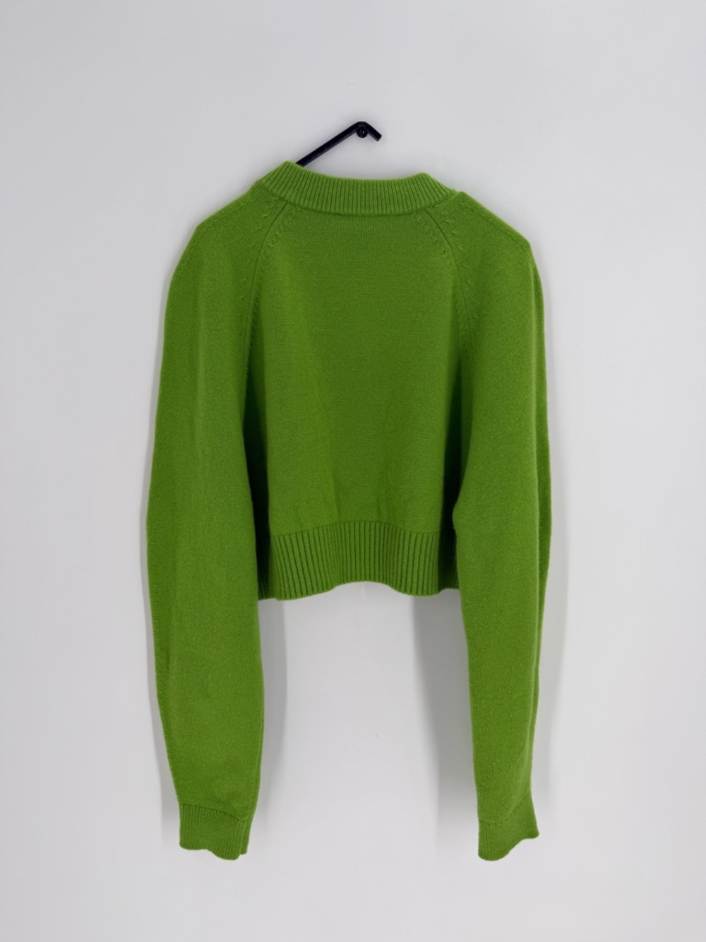 Cos Cropped V-Neck Wool Jumper Sweater In Green - Picture 5 of 7